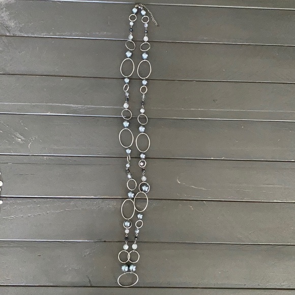 Long necklace - Picture 1 of 4